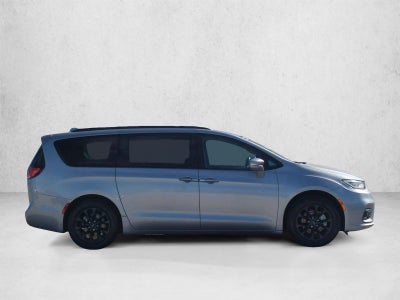2021 Chrysler Pacifica Touring L FWD