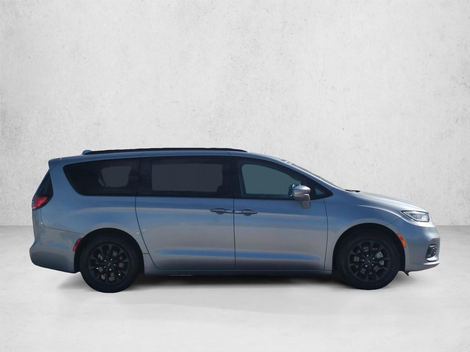 2021 Chrysler Pacifica Touring L FWD