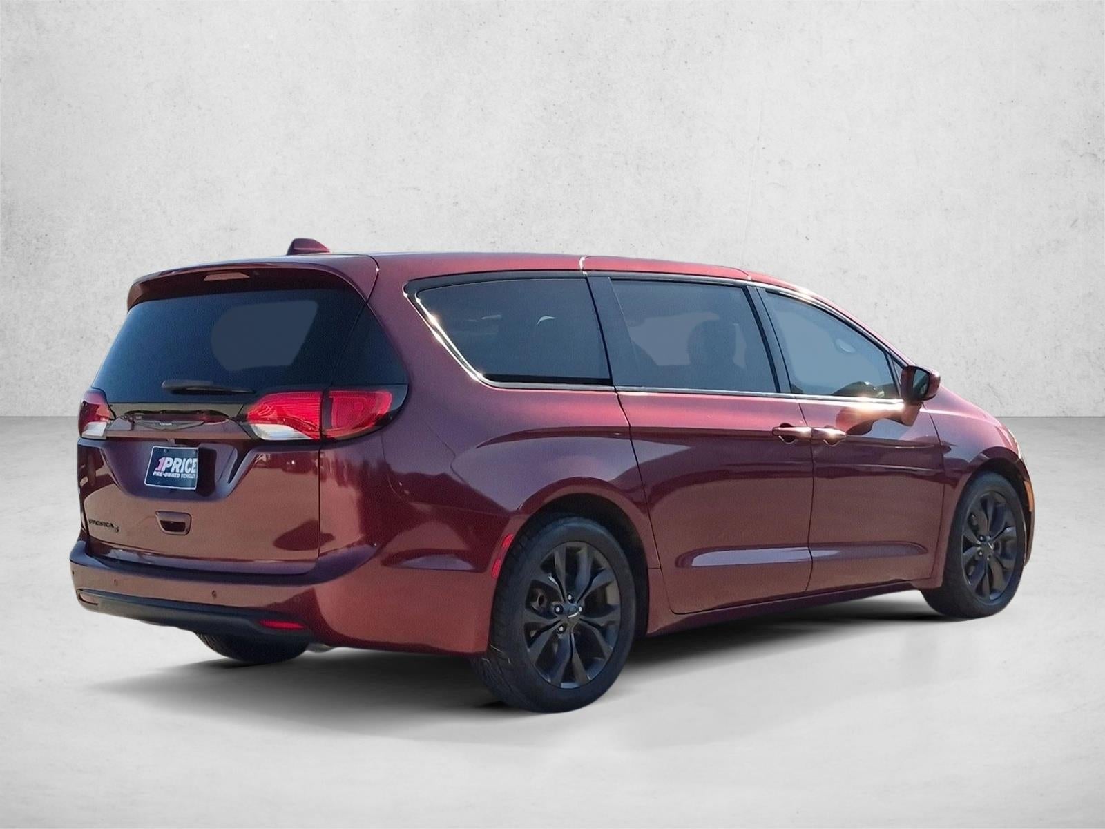 2018 Chrysler Pacifica Touring Plus FWD