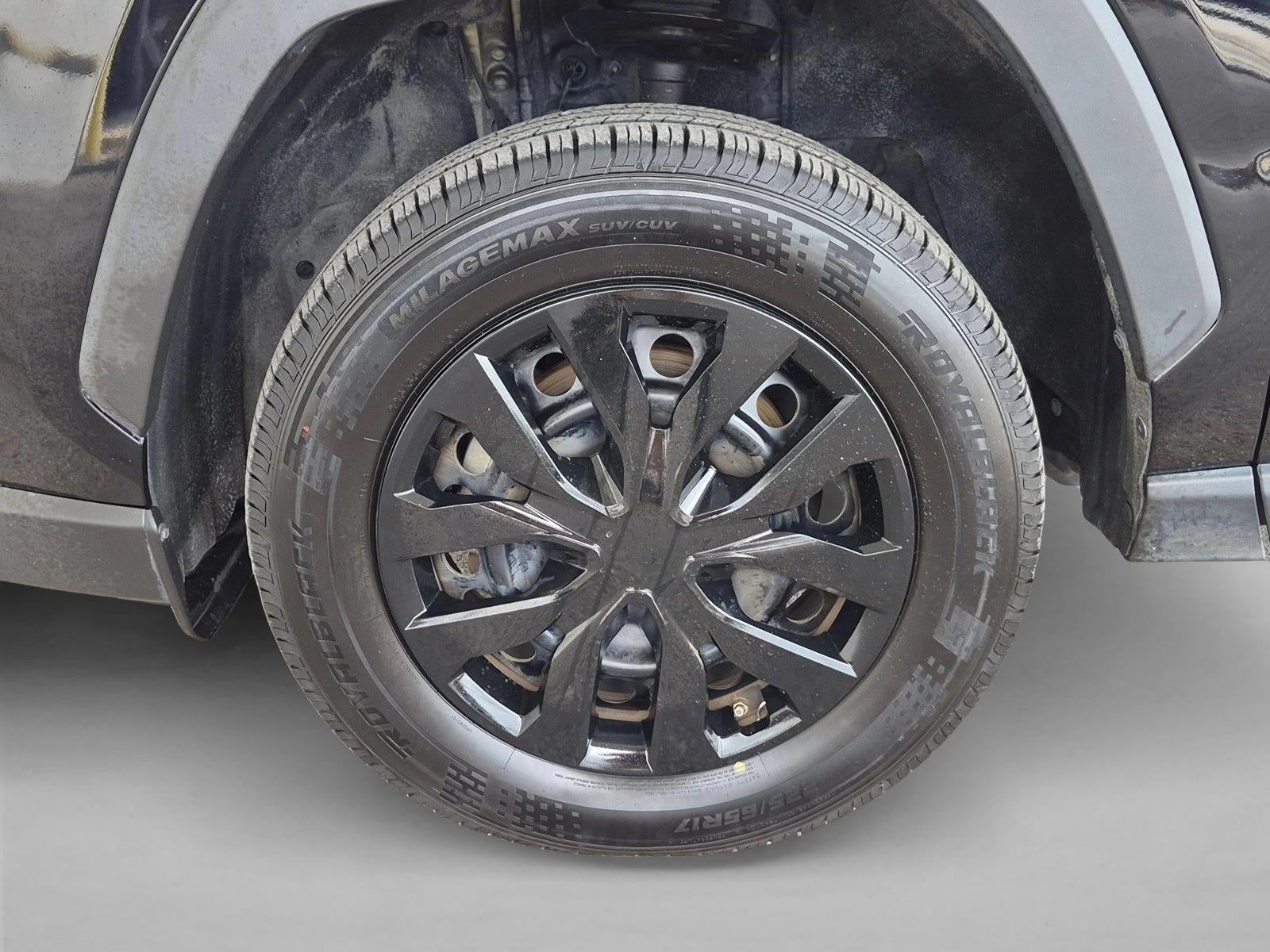 2022 Toyota RAV4 LE FWD (GS)