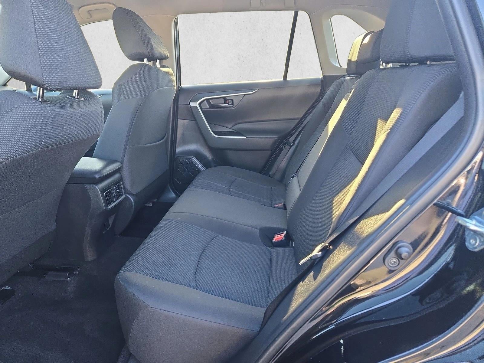 2023 Toyota RAV4 LE FWD (GS)