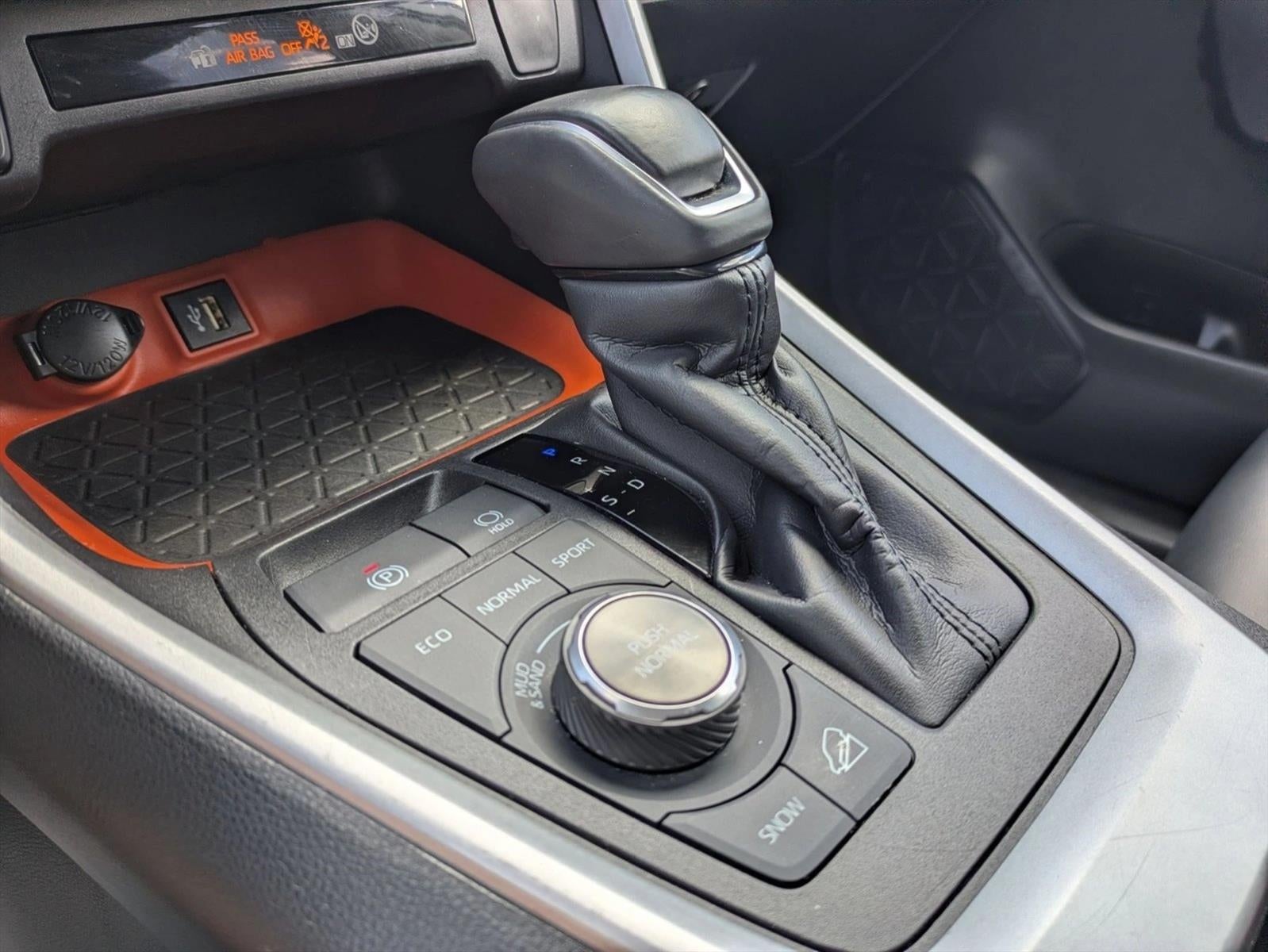 2024 Toyota RAV4 Adventure AWD (Natl)