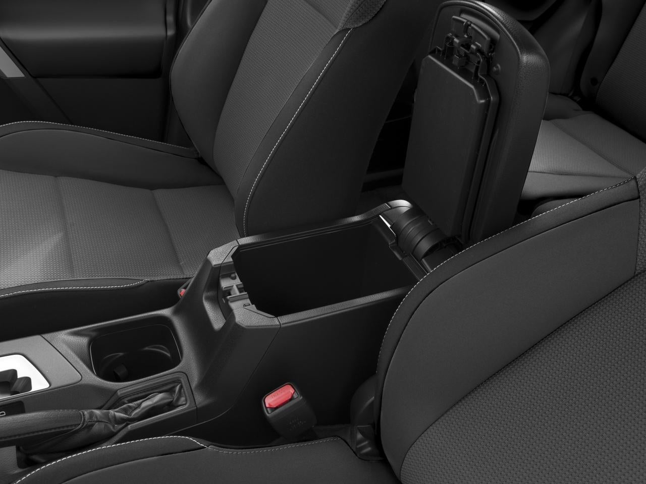 2016 Toyota RAV4 FWD 4dr XLE (GS)