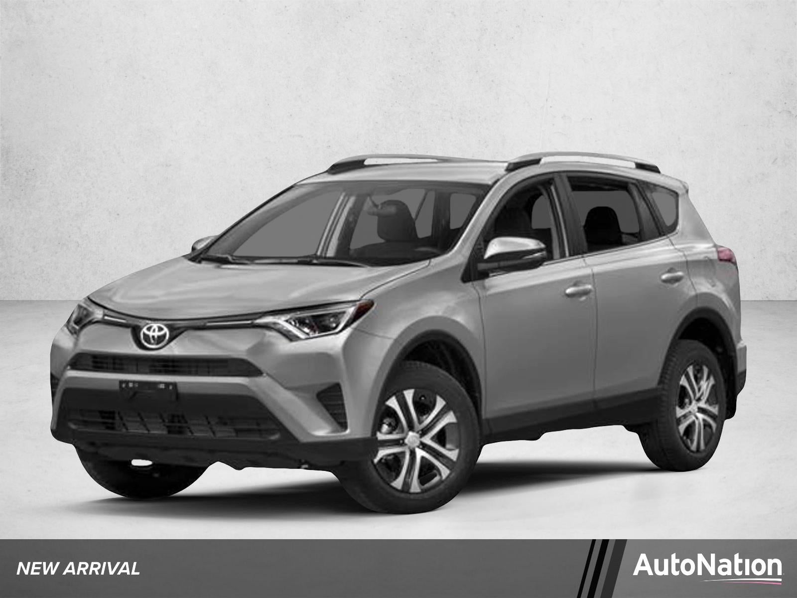 2017 Toyota RAV4 LE FWD (GS)