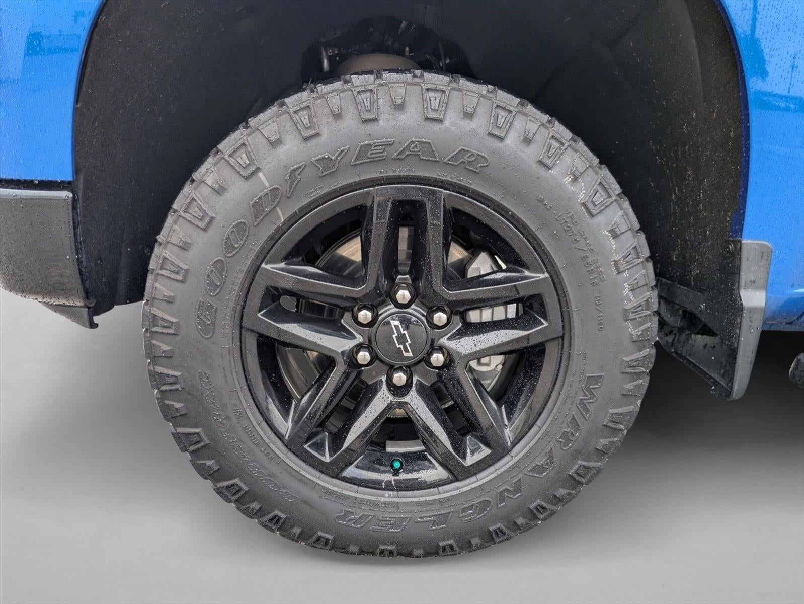 2022 Chevrolet Silverado 1500 Crew Cab Short Box 4-Wheel Drive LT Trail Boss