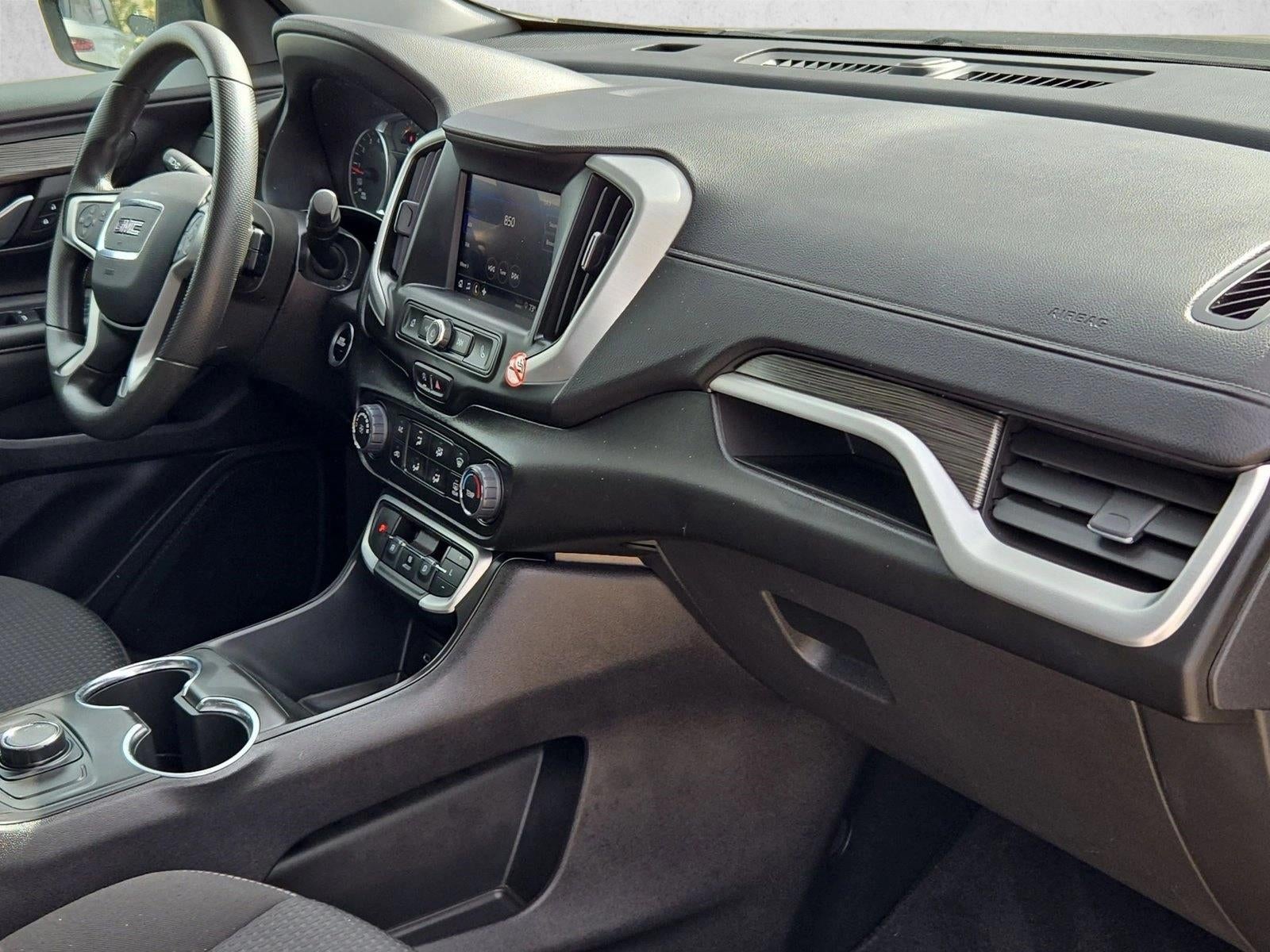 2024 GMC Terrain FWD 4dr SLE