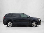 2024 GMC Terrain FWD 4dr SLE