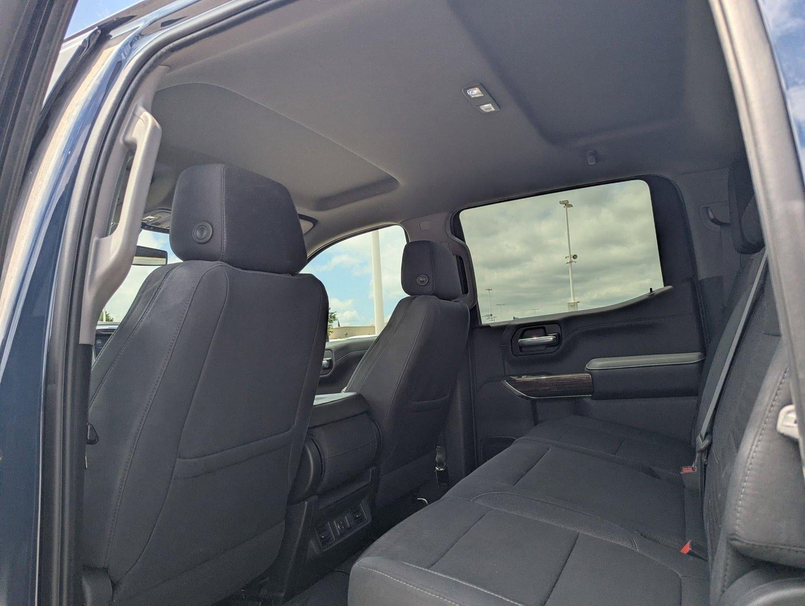 2020 GMC Sierra 1500 Crew Cab Short Box 2-Wheel Drive SLE