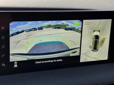 2025 Nissan Kicks SR FWD