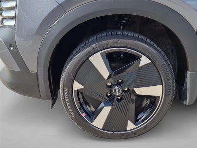 2025 Nissan Kicks SR FWD