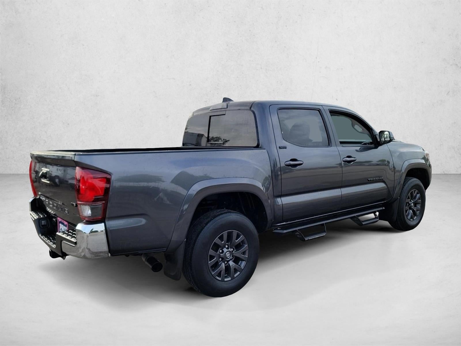 2022 Toyota Tacoma 2WD 2WD SR5 Double Cab 5' Bed V6 AT (GS)