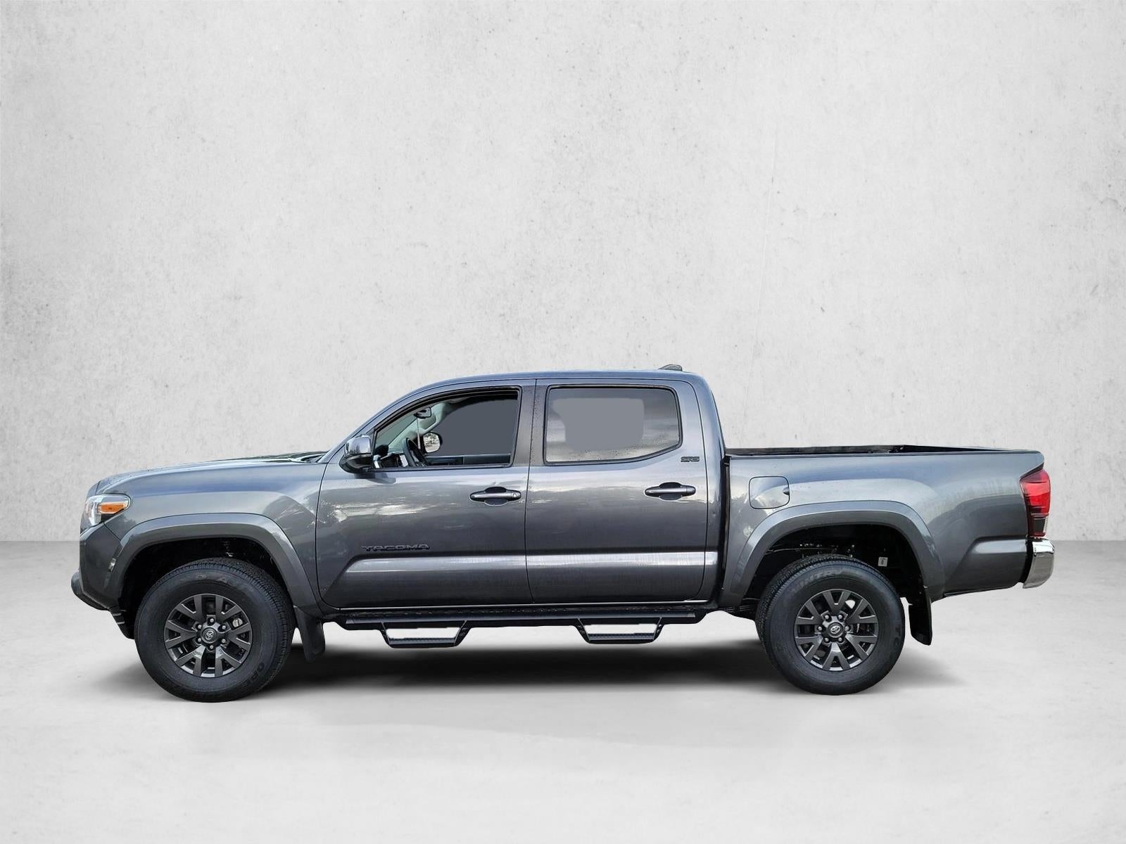 2022 Toyota Tacoma 2WD 2WD SR5 Double Cab 5' Bed V6 AT (GS)