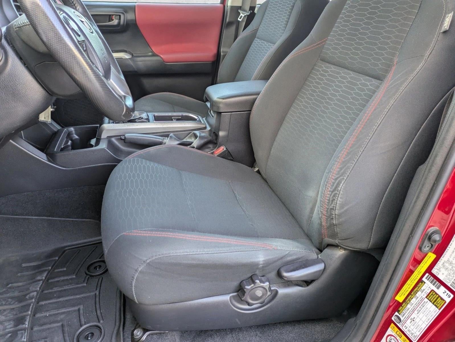 2018 Toyota Tacoma SR5 Double Cab 5' Bed V6 4x2 AT (GS)