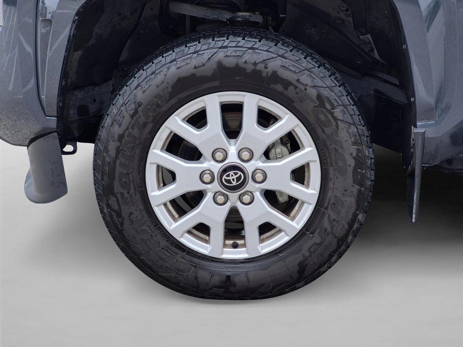2024 Toyota Tacoma 2WD 2WD SR Double Cab 5' Bed AT (Natl)