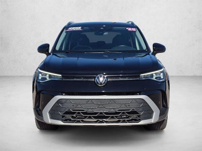 2025 Volkswagen Taos SE FWD