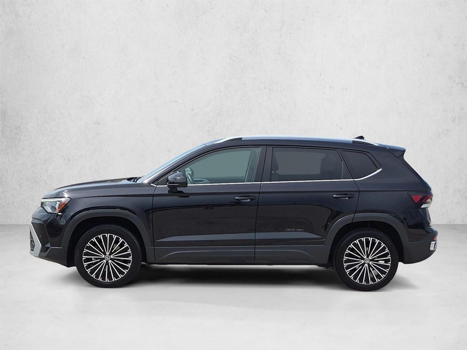2025 Volkswagen Taos SE FWD