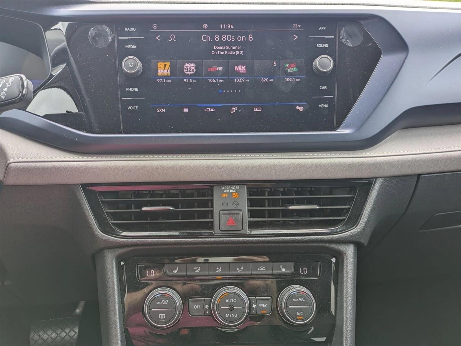 2024 Volkswagen Taos SE FWD