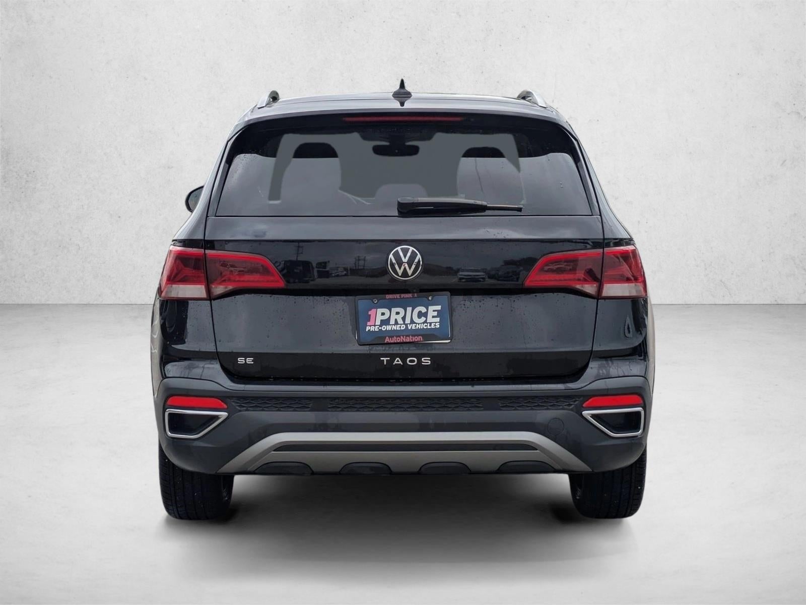 2024 Volkswagen Taos SE FWD