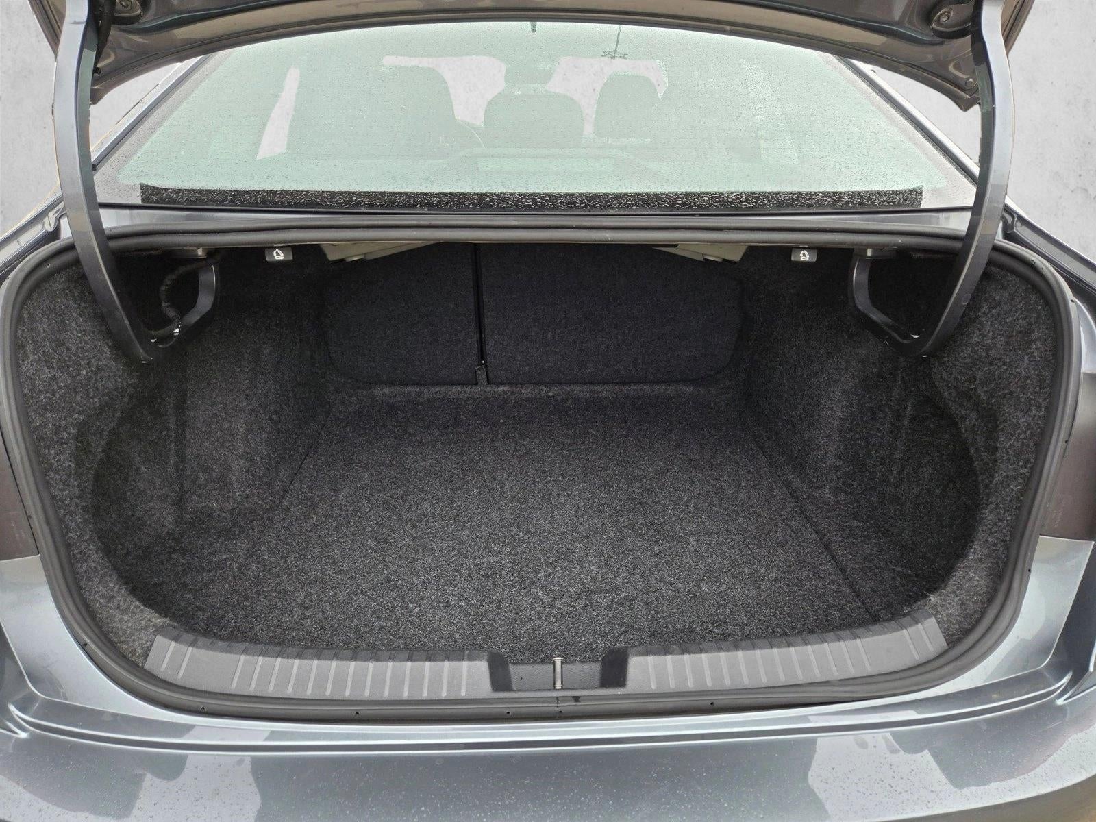 2024 Volkswagen Jetta S Auto
