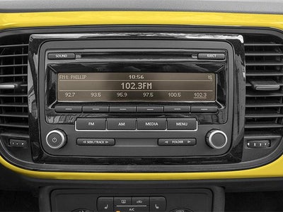 2013 Volkswagen Beetle Convertible 2dr Auto 2.5L