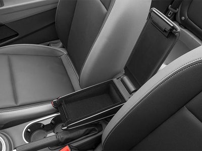 2013 Volkswagen Beetle Convertible 2dr Auto 2.5L