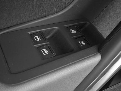 2013 Volkswagen Beetle Convertible 2dr Auto 2.5L