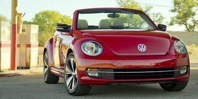 2013 Volkswagen Beetle Convertible 2dr Auto 2.5L