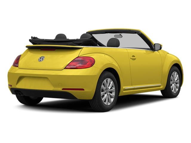 2013 Volkswagen Beetle Convertible 2dr Auto 2.5L