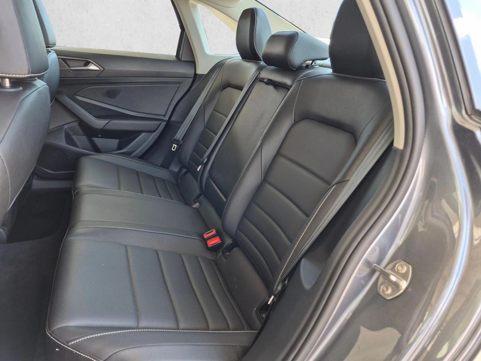 2024 Volkswagen Jetta SE Auto