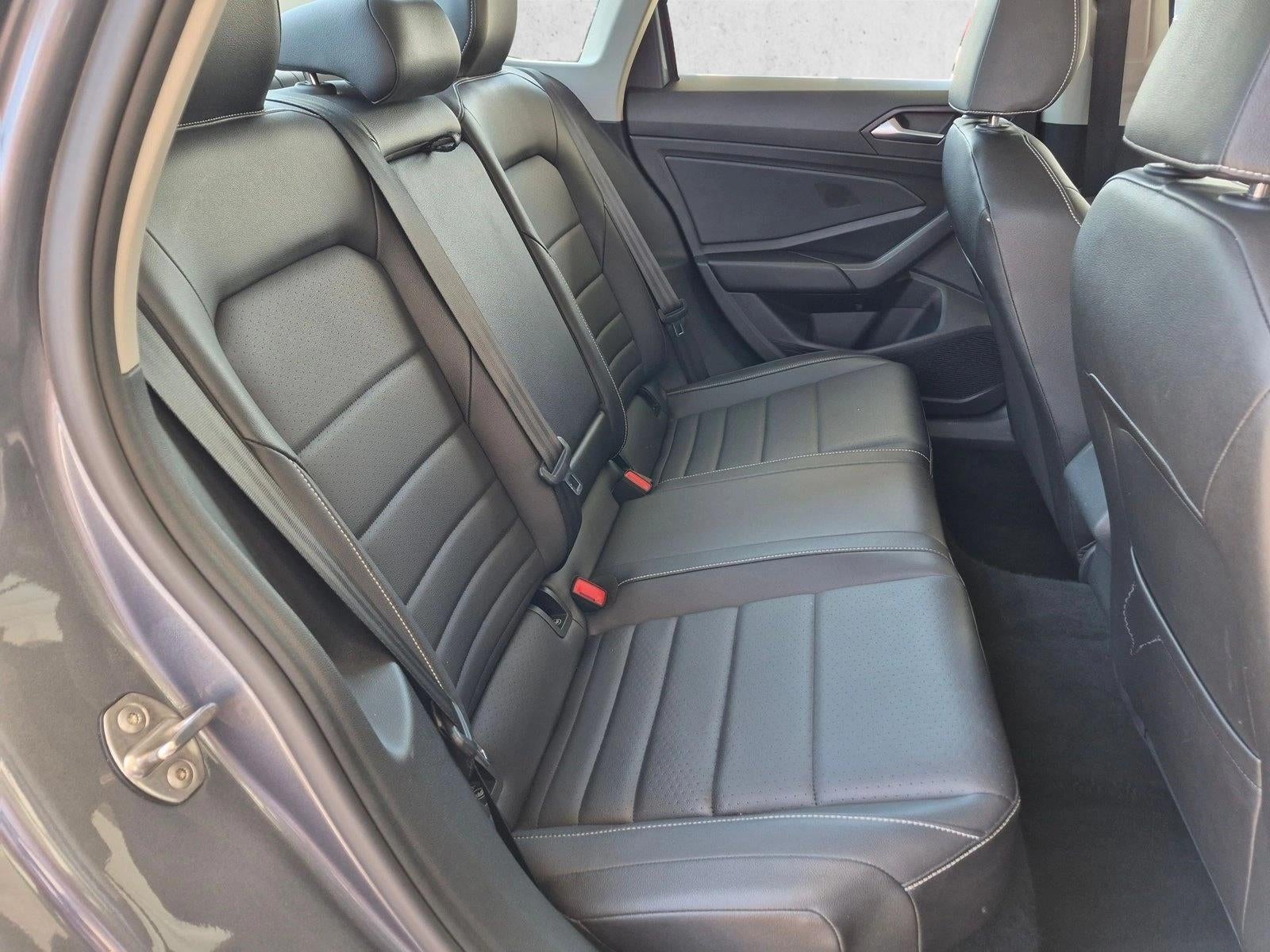 2024 Volkswagen Jetta SE Auto