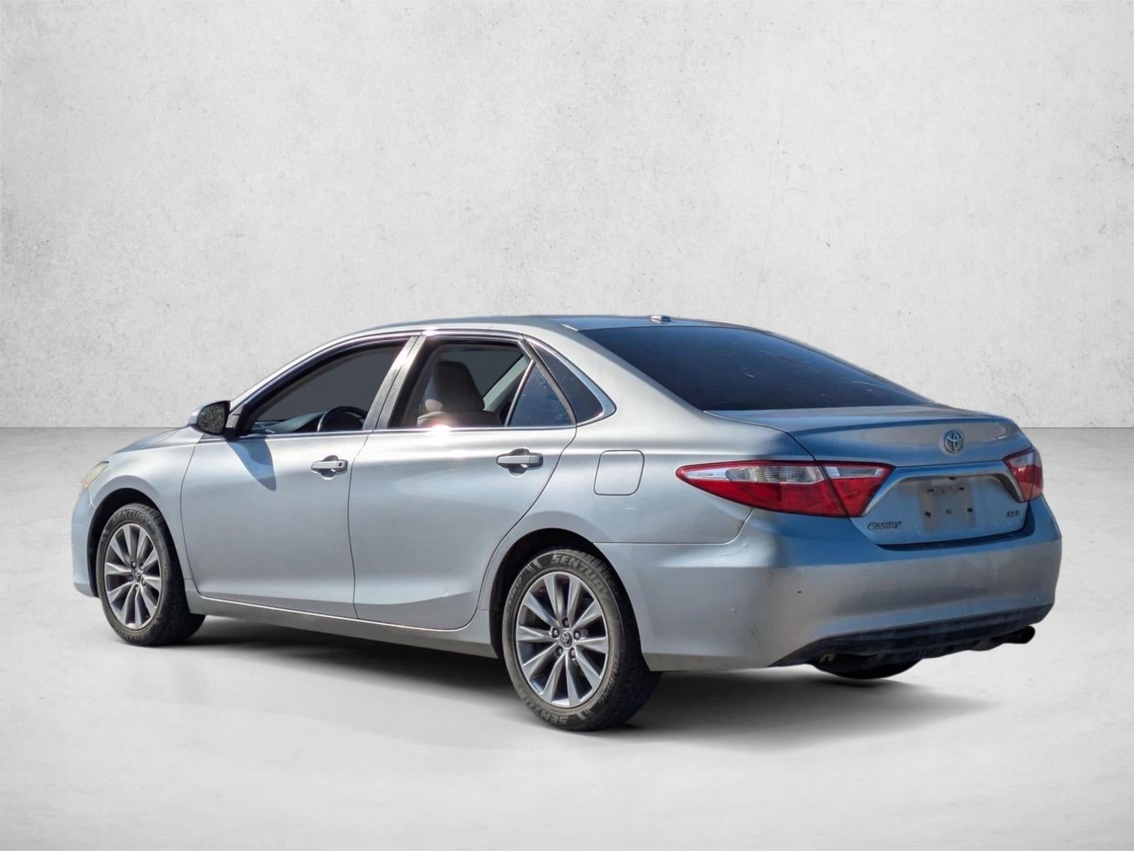 2016 Toyota Camry 4dr Sdn I4 Auto XLE (SE)