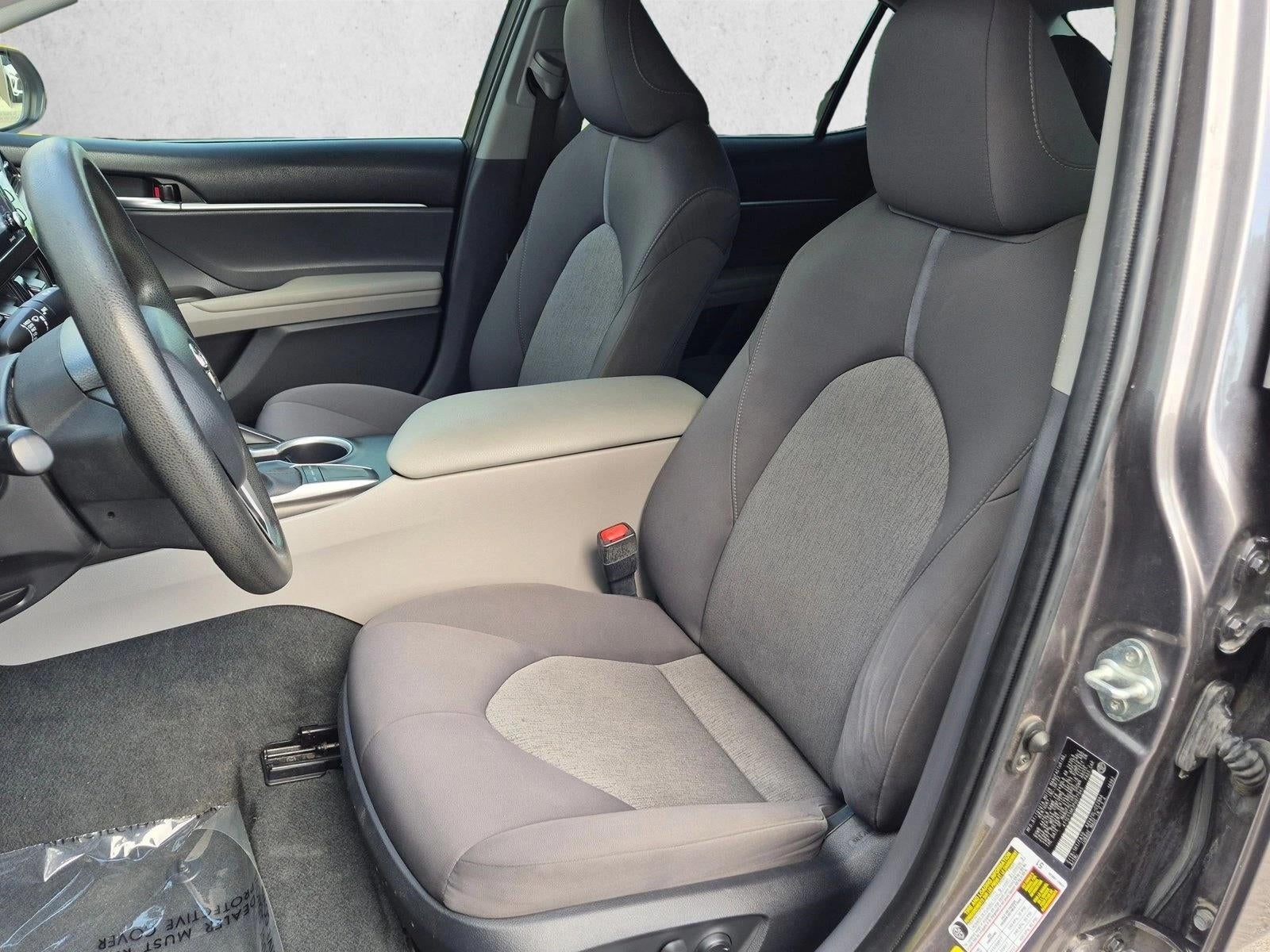 2023 Toyota Camry LE Auto (SE)