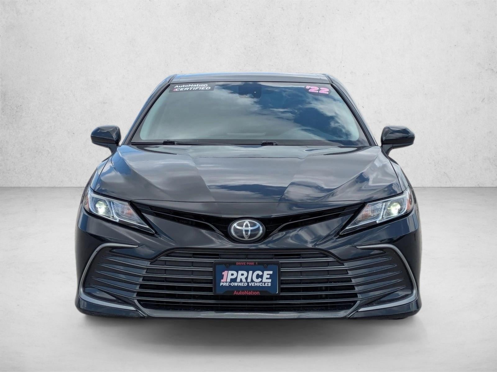 2022 Toyota Camry LE Auto (SE)