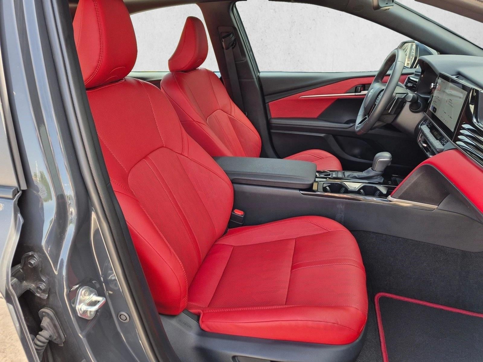 2025 Toyota Camry XSE (Natl)