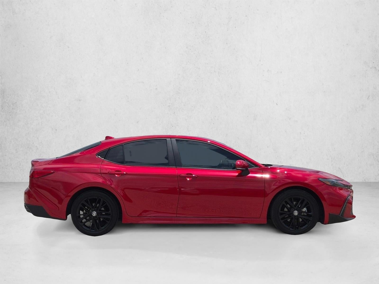 2025 Toyota Camry SE (Natl)