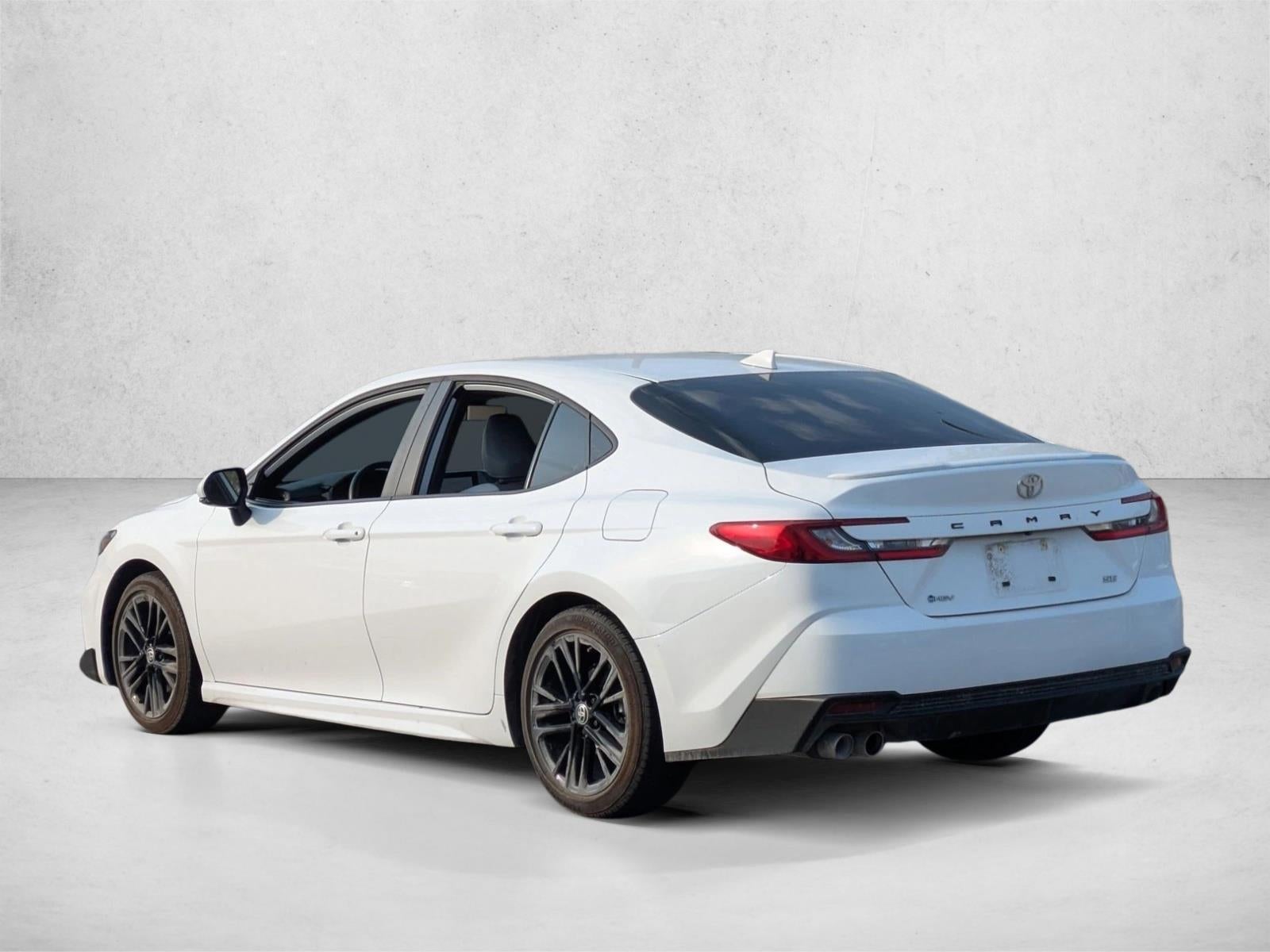 2025 Toyota Camry SE (SE)