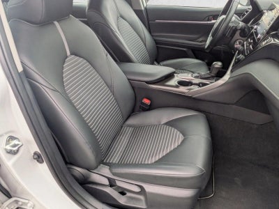 2024 Toyota Camry SE Auto (SE)