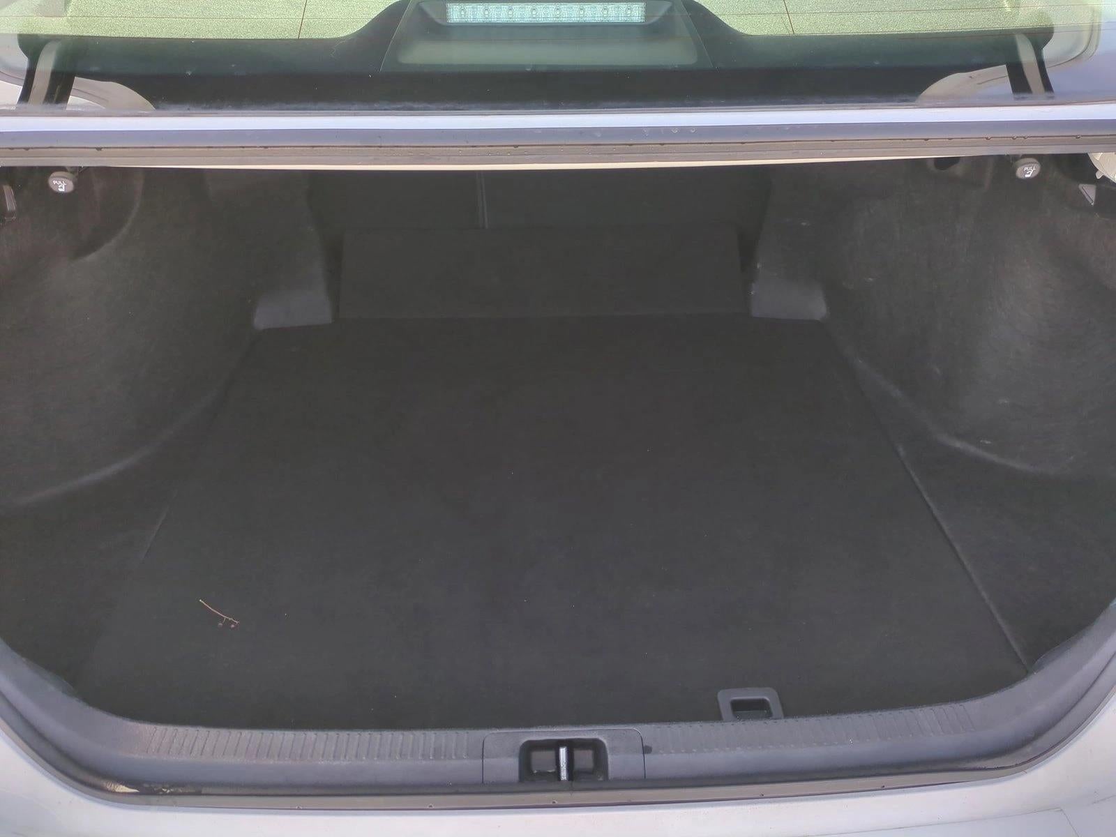 2024 Toyota Camry SE Auto (SE)