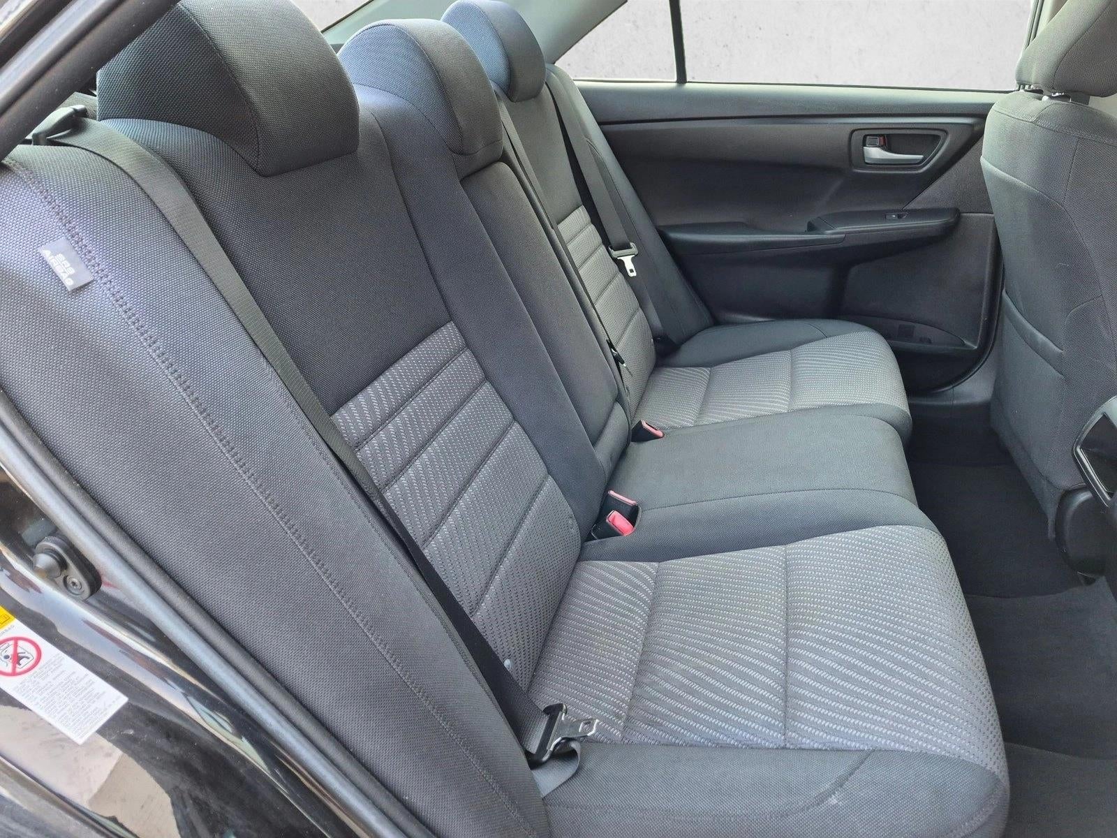 2016 Toyota Camry 4dr Sdn I4 Auto LE (SE)