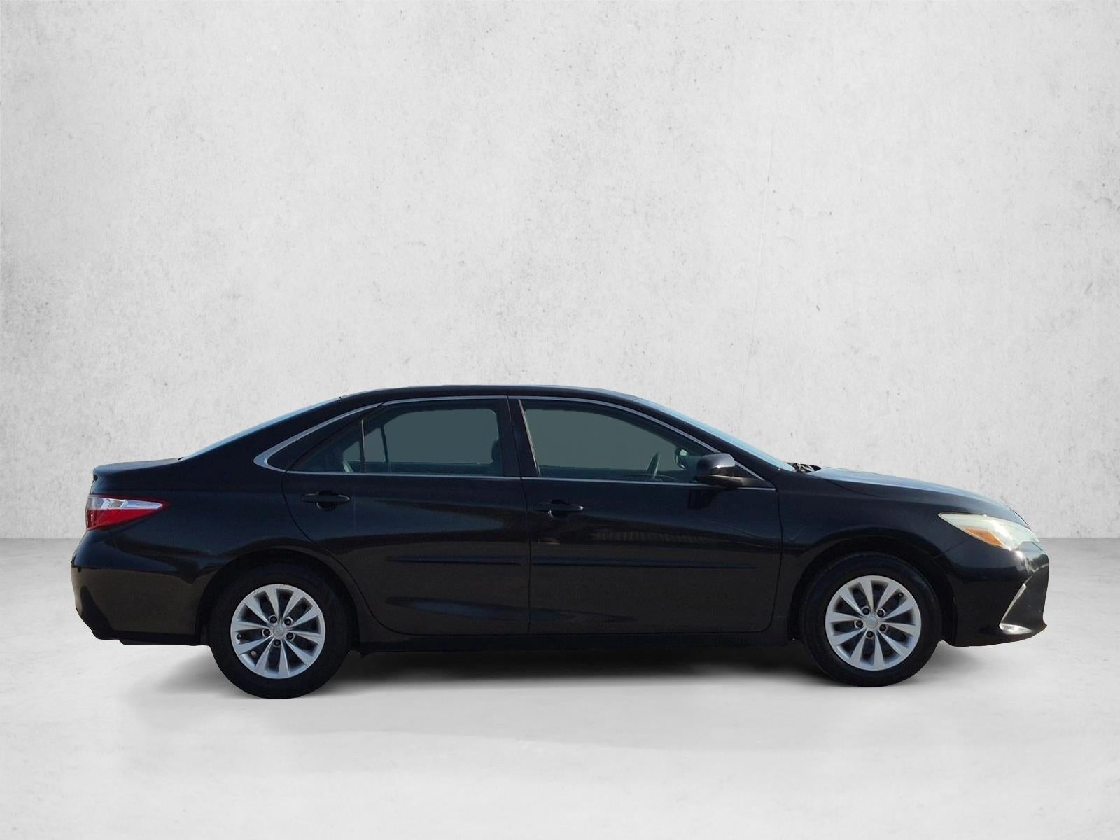 2016 Toyota Camry 4dr Sdn I4 Auto LE (SE)