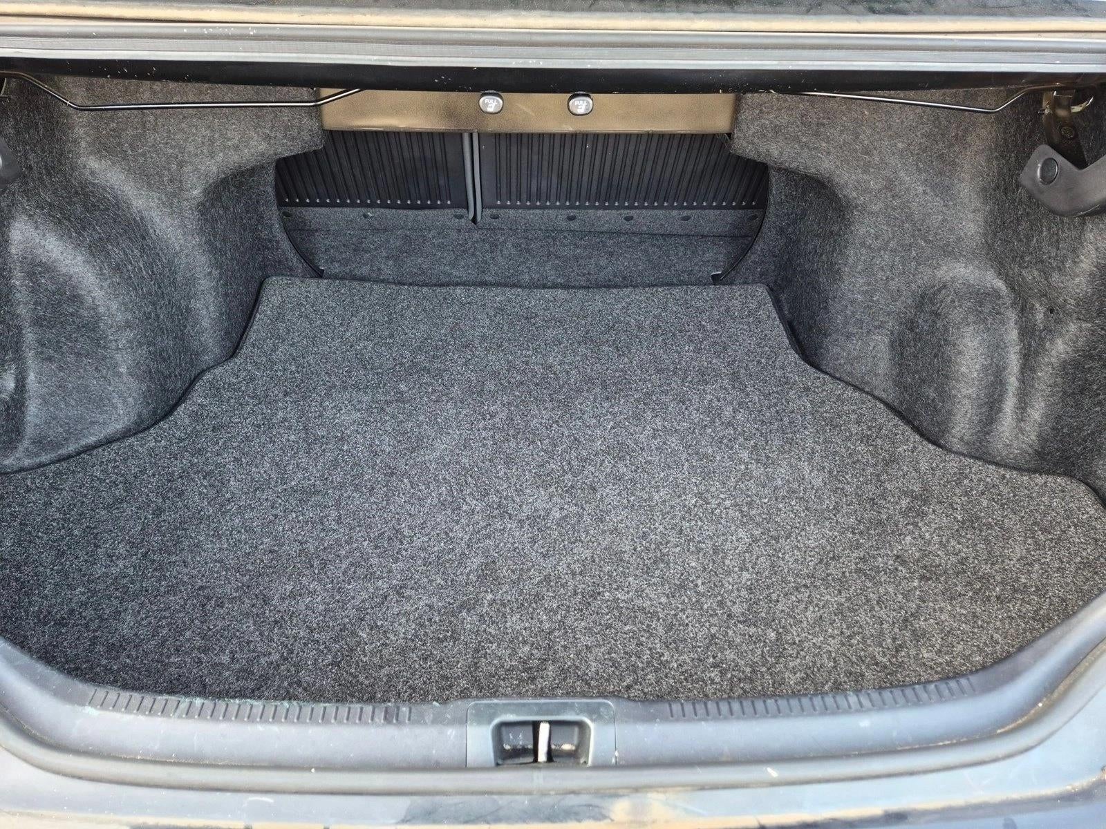 2016 Toyota Camry 4dr Sdn I4 Auto LE (SE)