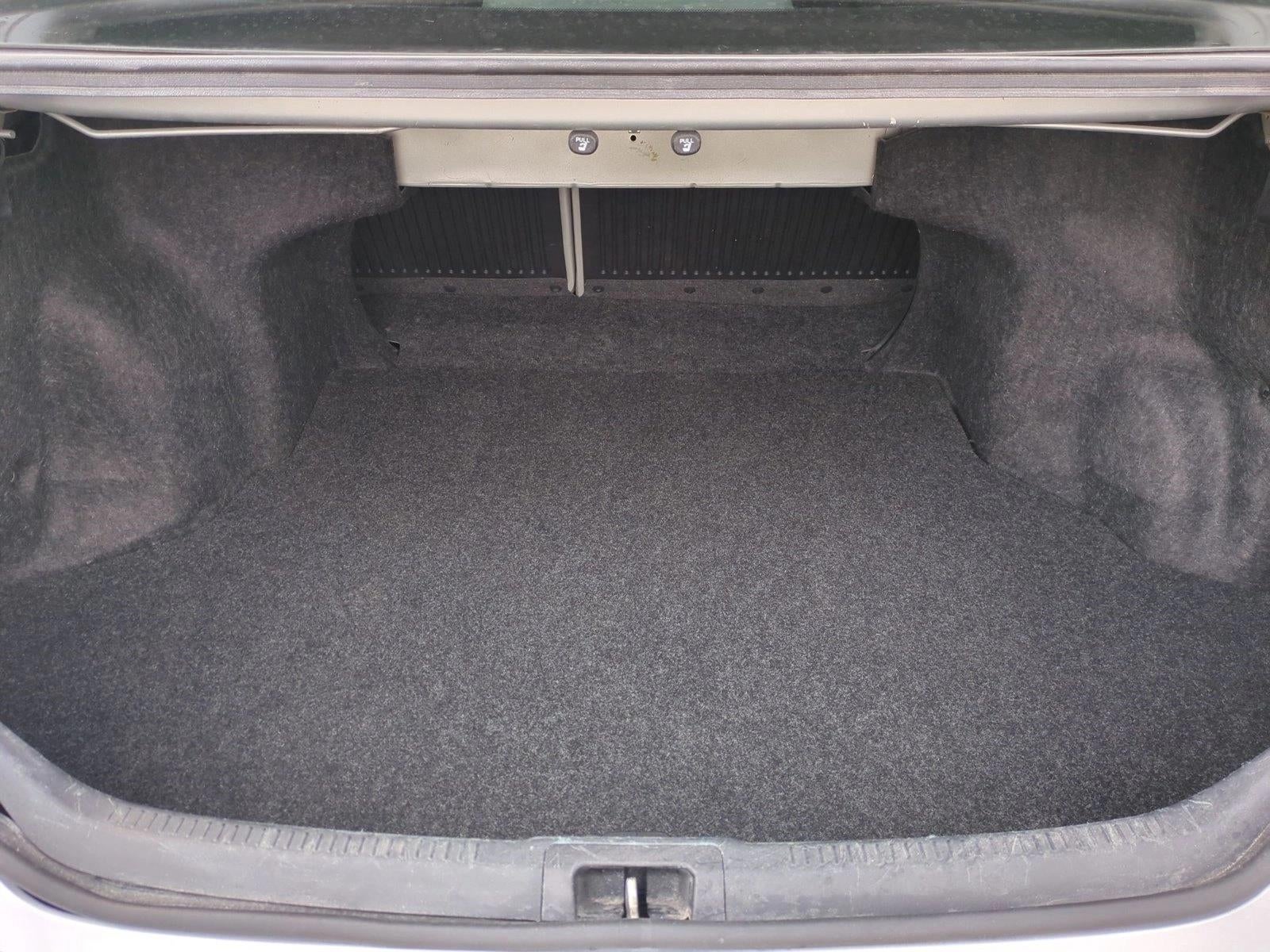 2016 Toyota Camry 4dr Sdn I4 Auto LE (SE)