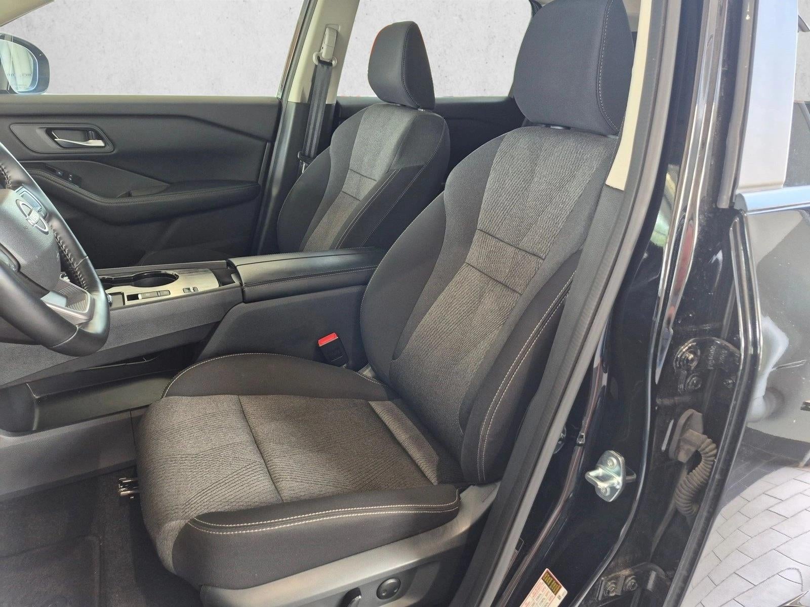2025 Nissan Rogue FWD SV