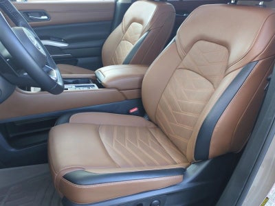 2024 Nissan Pathfinder Platinum 2WD