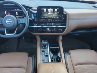 2024 Nissan Pathfinder Platinum 2WD