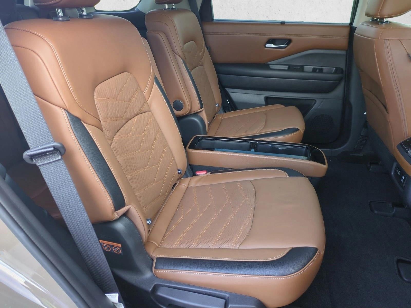 2024 Nissan Pathfinder Platinum 2WD