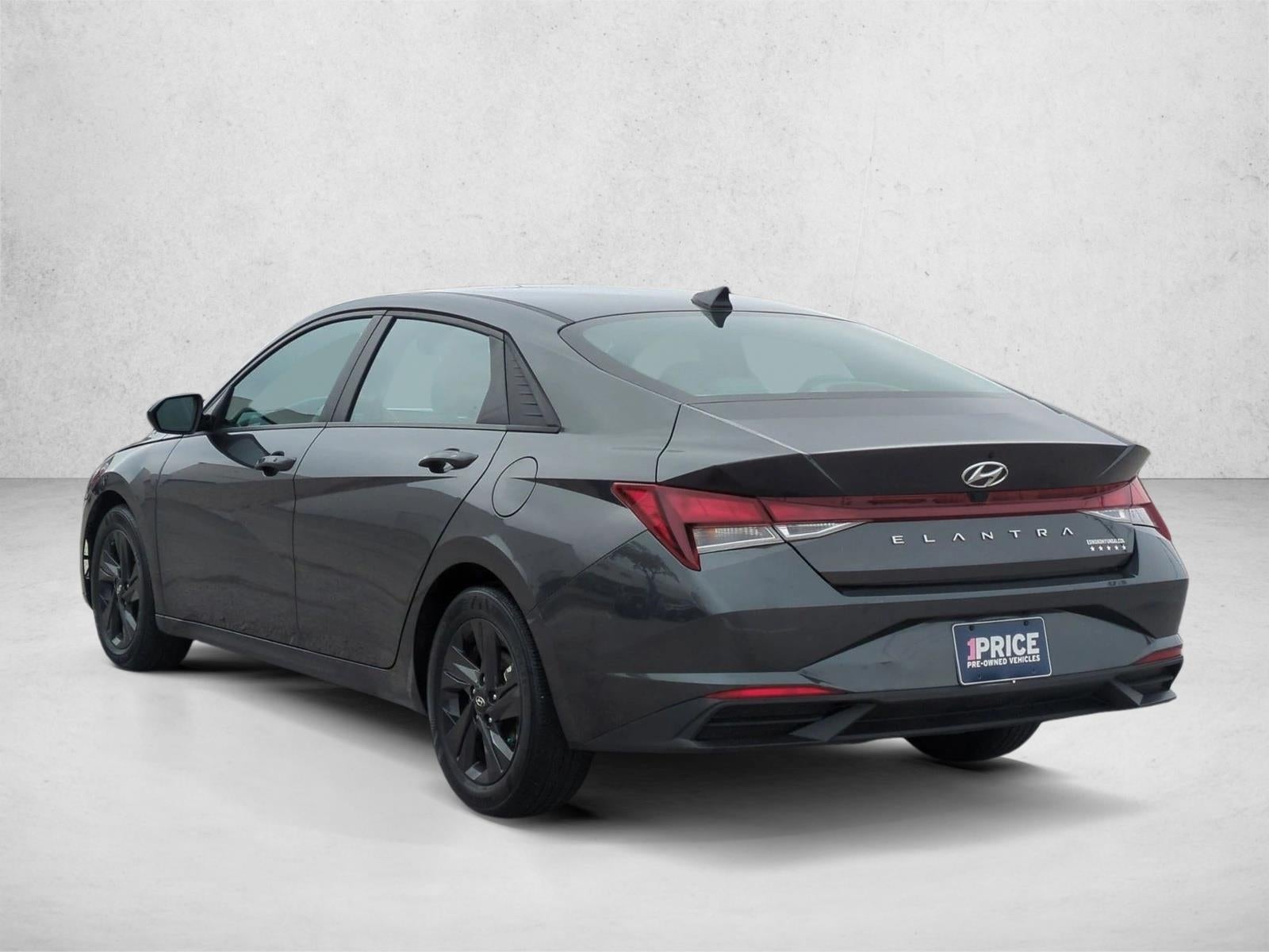 2023 Hyundai ELANTRA SEL IVT