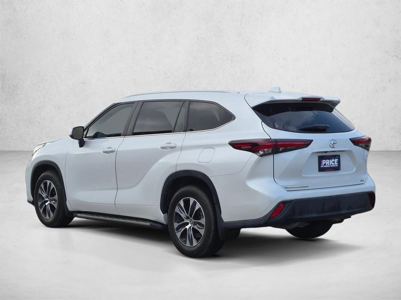 2024 Toyota Highlander XLE FWD (Natl)