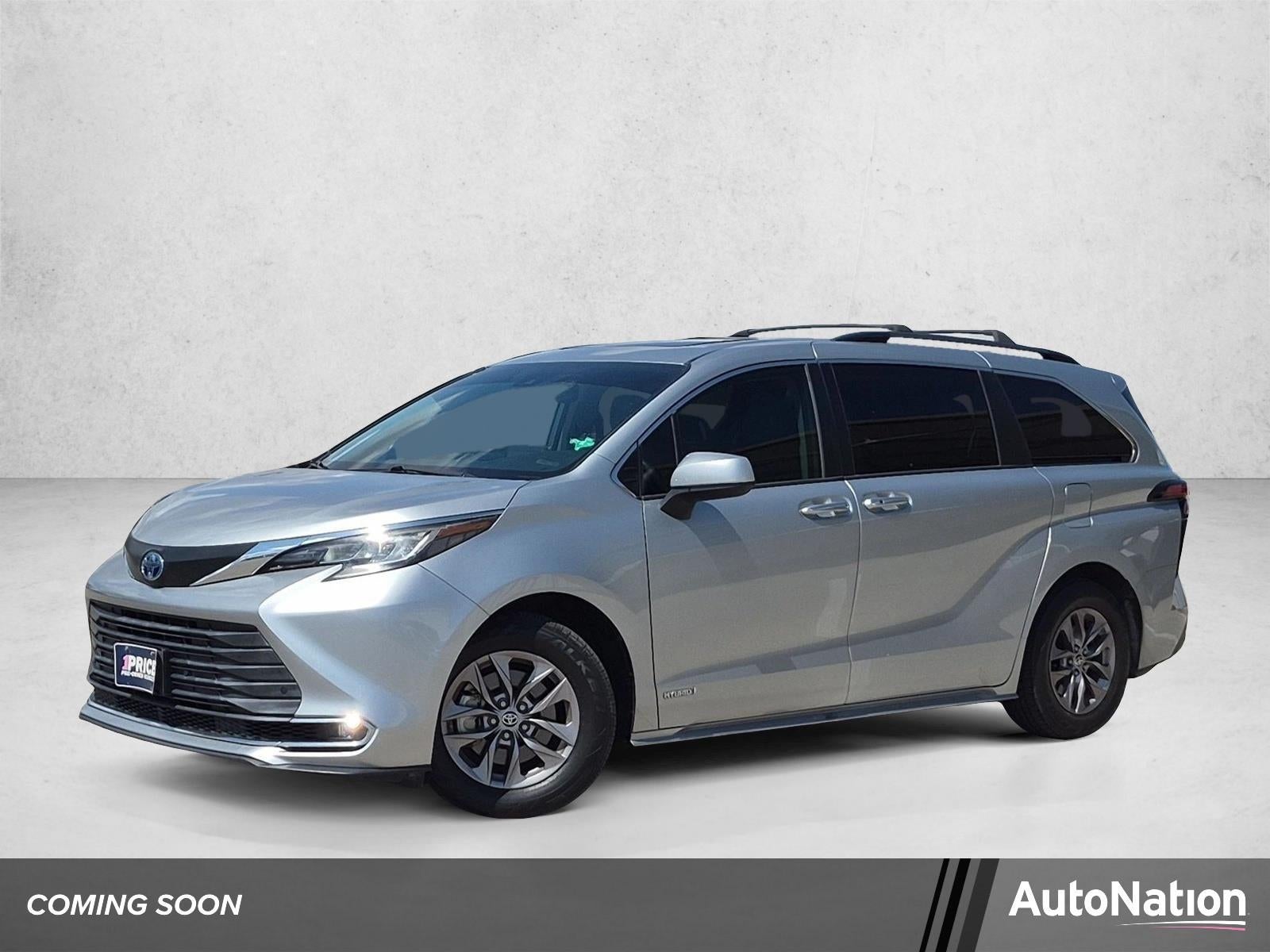 2021 Toyota Sienna XLE FWD 8-Passenger (Natl)