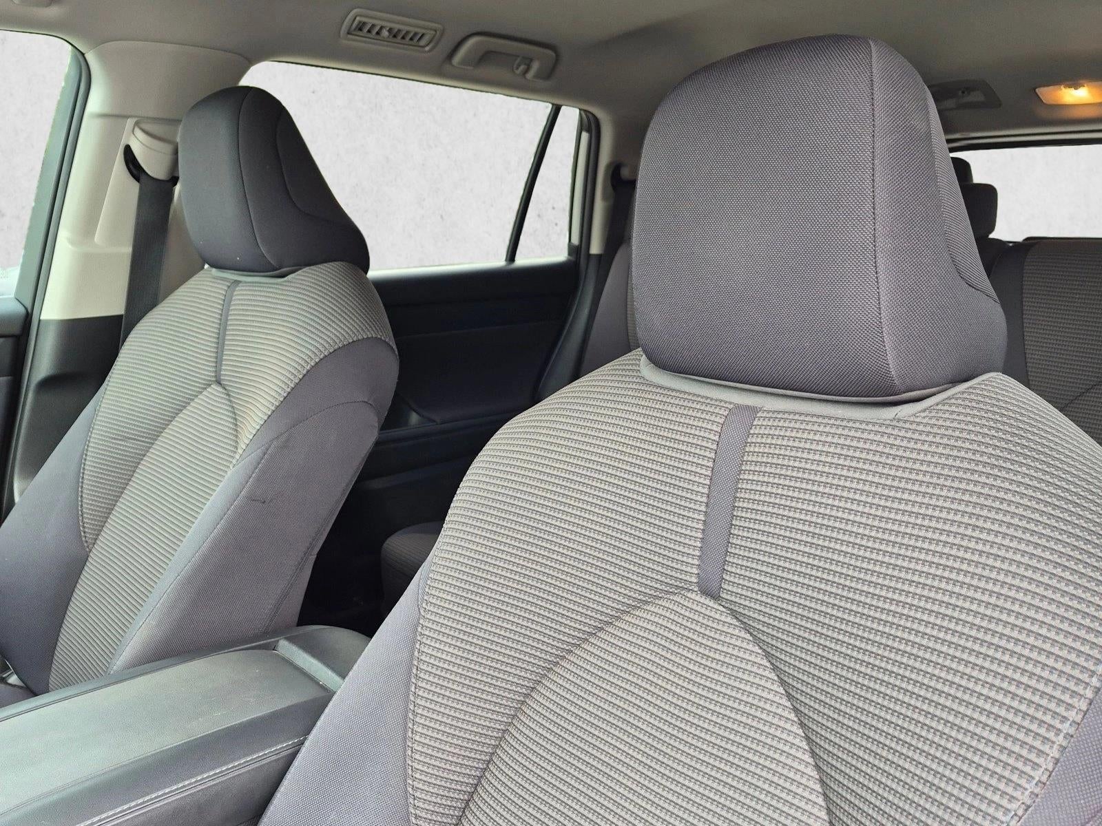 2020 Toyota Highlander LE FWD (GS)